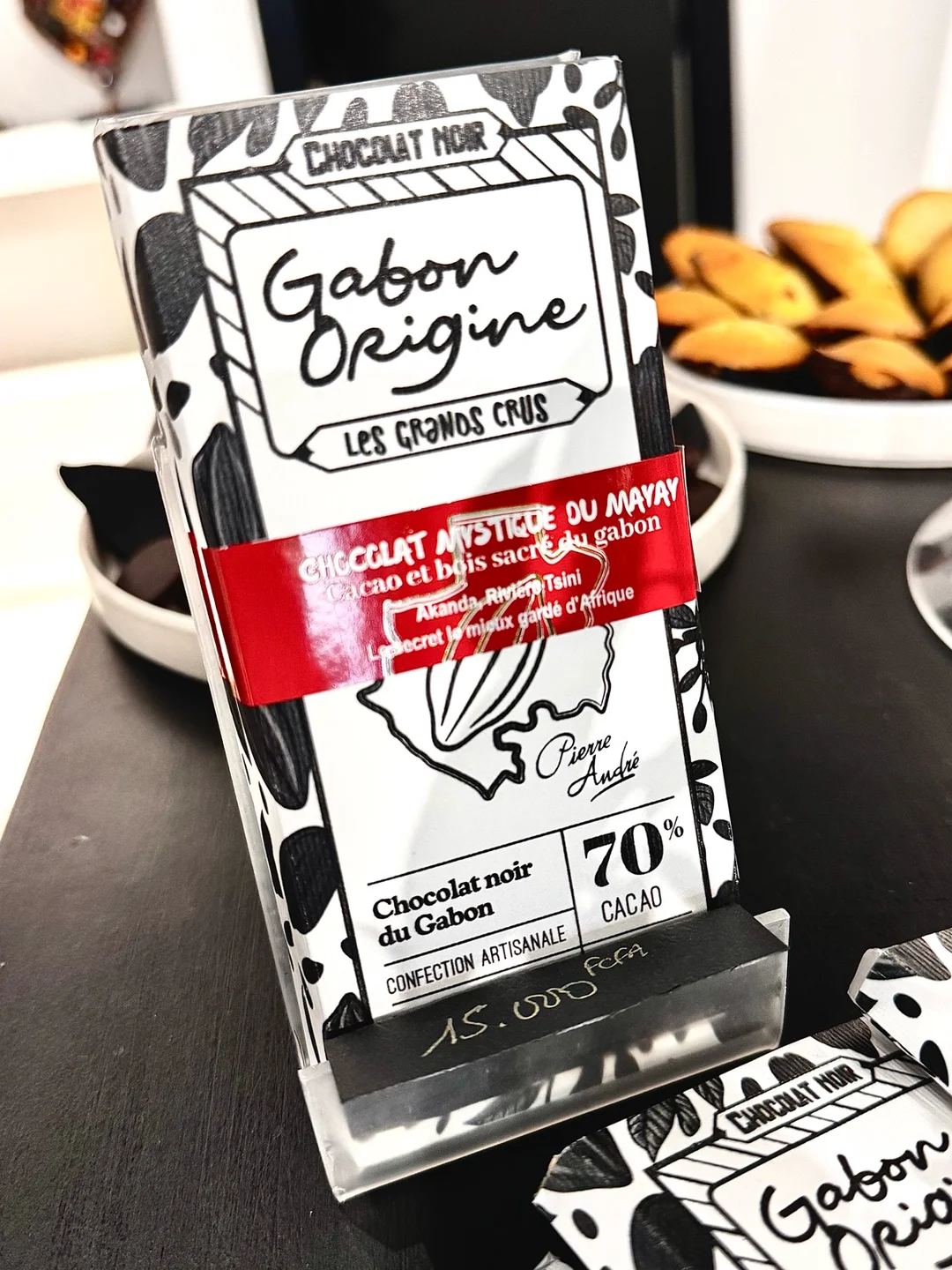 Le Chocolat à l'iboga du Mayay : Une Révolution Gabonaise au Cœur du Chocolat et des Plantes Médicinales