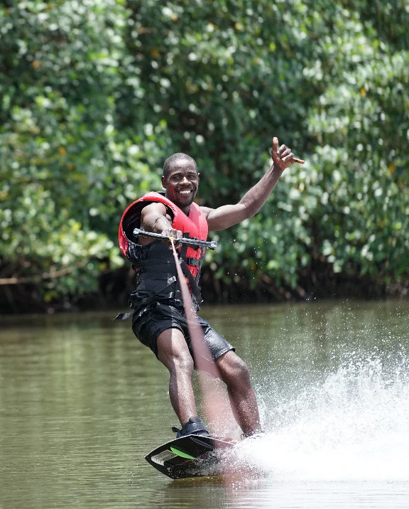 Premier africain en wakeboard sur internet